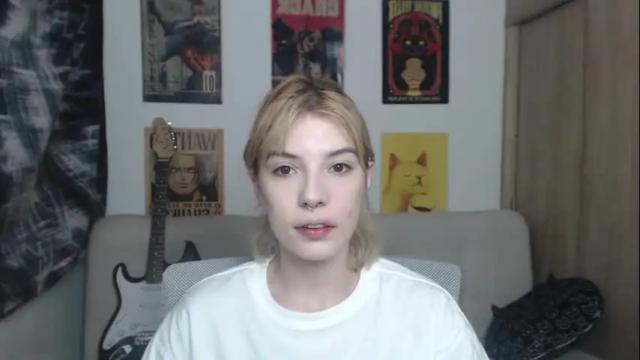 Image 3 of lovely_cass Stream on Chaturbate on 1 month ago