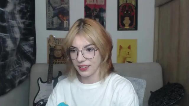 Image 7 of lovely_cass Stream on Chaturbate on 1 month ago