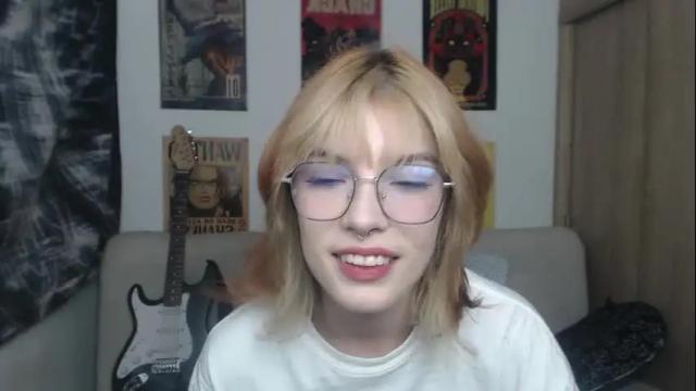 Image 8 of lovely_cass Stream on Chaturbate on 1 month ago