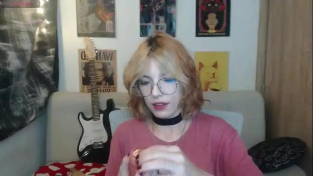 Image 4 of lovely_cass Stream on Chaturbate on 1 month ago