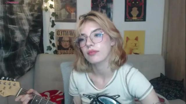 Image 12 of lovely_cass Stream on Chaturbate on 1 month ago