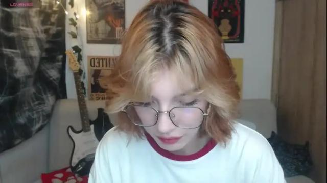 Image 2 of lovely_cass Stream on Chaturbate on 29 days ago