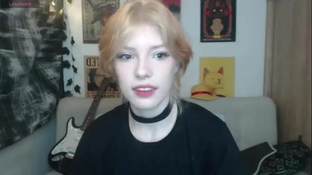 Image 4 of lovely_cass Stream on Chaturbate on 14 days ago