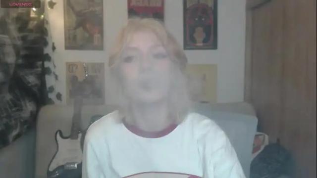 Image 12 of lovely_cass Stream on Chaturbate on 9 days ago