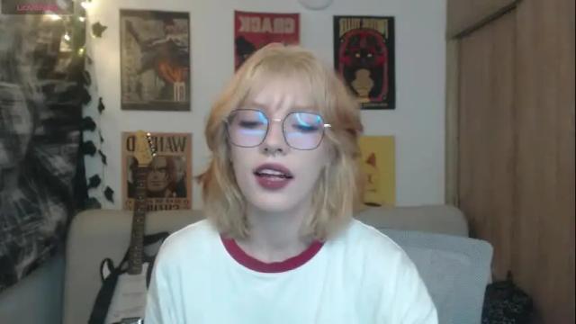 Image 2 of lovely_cass Stream on Chaturbate on 9 days ago