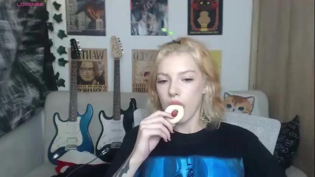 Image 8 of lovely_cass Stream on Chaturbate on 7 days ago