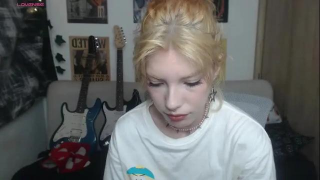 Image 6 of lovely_cass Stream on Chaturbate on 3 days ago