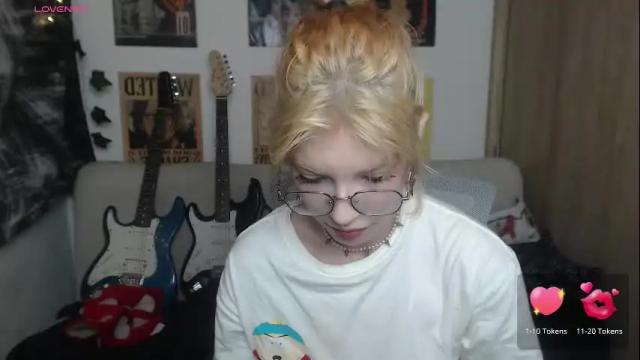 Image 8 of lovely_cass Stream on Chaturbate on 3 days ago