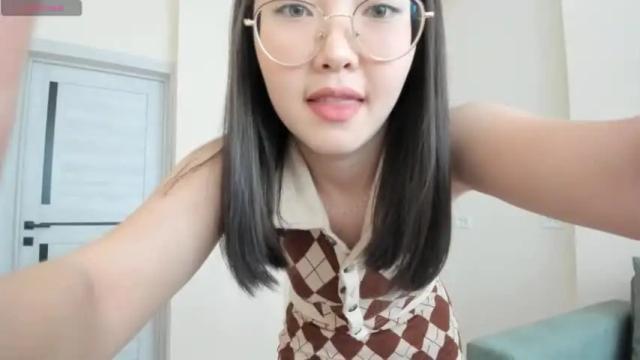 Thumbnail 1, lovely_doll05's Stream at Chaturbate, 13 months ago