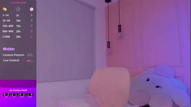 Image 3 of lovely_emma18 Stream on Chaturbate on 25 days ago