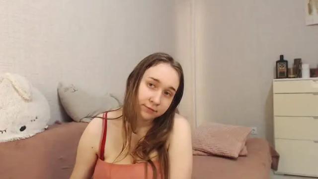 Image 10 of lovely_hayley Stream on Chaturbate on 12 months ago