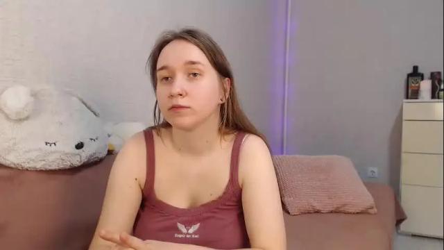 Image 8 of lovely_hayley Stream on Chaturbate on 2 months ago
