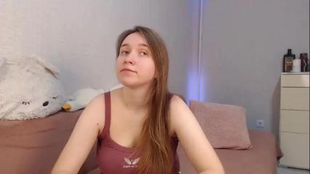 Image 2 of lovely_hayley Stream on Chaturbate on 1 month ago