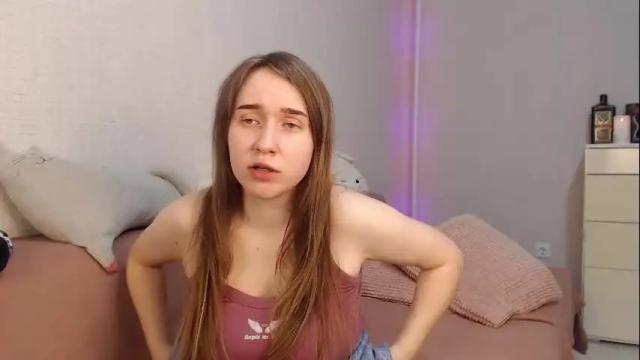 Image 3 of lovely_hayley Stream on Chaturbate on 1 month ago