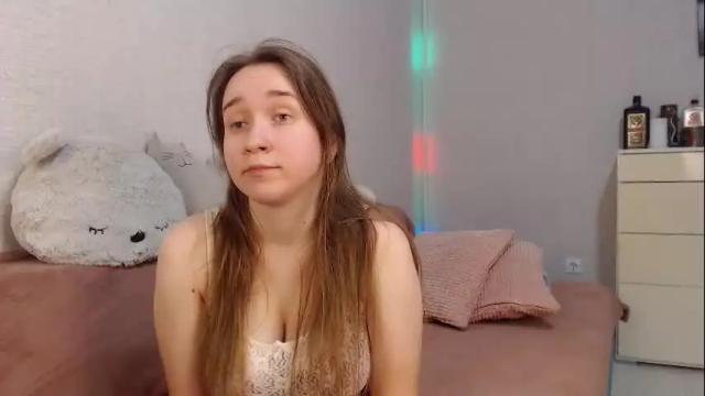 Image 4 of lovely_hayley Stream on Chaturbate on 9 days ago