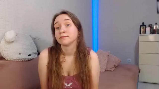 Image 12 of lovely_hayley Stream on Chaturbate on 7 days ago