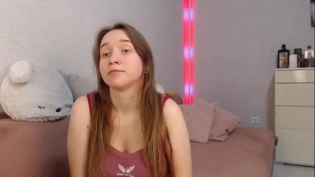 Image 4 of lovely_hayley Stream on Chaturbate on 7 days ago
