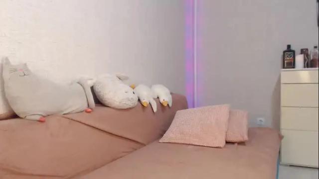Image 12 of lovely_hayley Stream on Chaturbate on 5 days ago