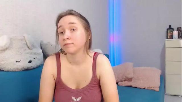 Image 7 of lovely_hayley Stream on Chaturbate on 2 days ago