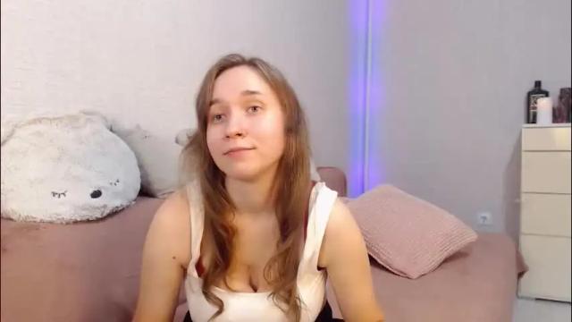 Image 11 of lovely_hayley Stream on Chaturbate on 1 month ago