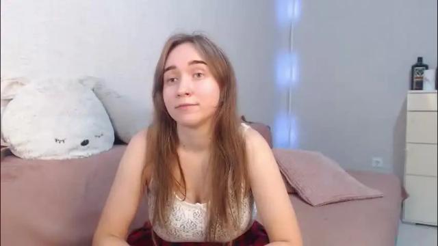 Image 11 of lovely_hayley Stream on Chaturbate on 29 days ago