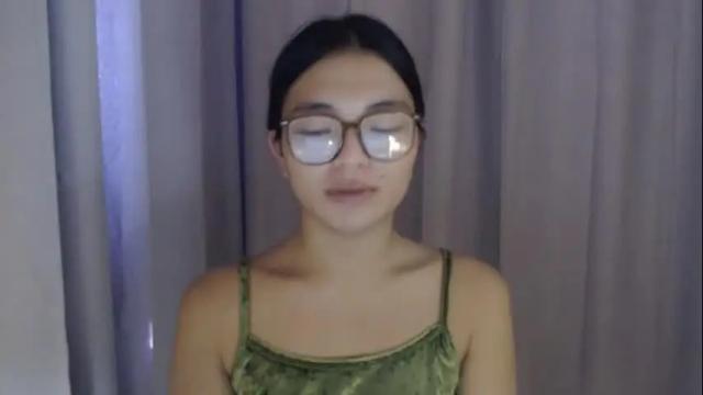 Image 4 of lovely_laura09 Stream on Chaturbate on 2 months ago