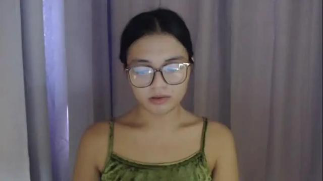Image 6 of lovely_laura09 Stream on Chaturbate on 2 months ago