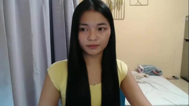 Image 3 of lovely_laura09 Stream on Chaturbate on 2 months ago