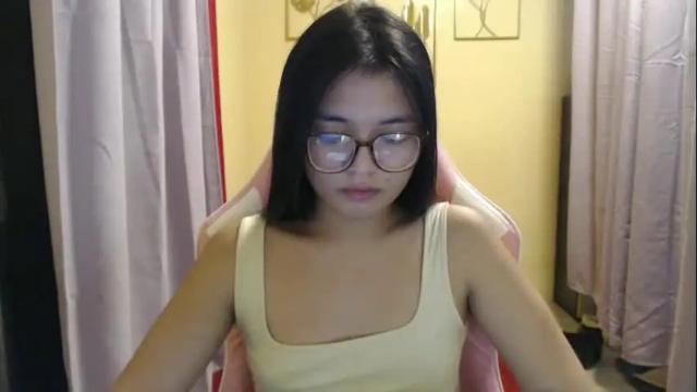 Image 8 of lovely_laura09 Stream on Chaturbate on 1 month ago