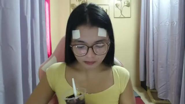 Thumbnail 1, lovely_laura09's Stream at Chaturbate, 1 month ago