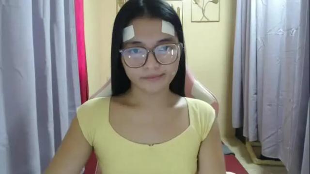 Image 10 of lovely_laura09 Stream on Chaturbate on 1 month ago