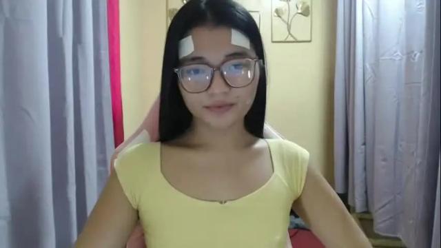 Image 6 of lovely_laura09 Stream on Chaturbate on 1 month ago