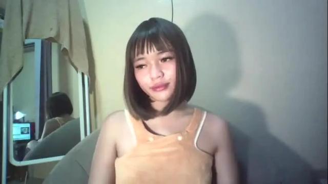 Image 2 of lovely_laura09 Stream on Chaturbate on 1 day ago