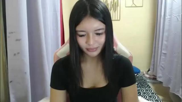 Image 3 of lovely_laura09 Stream on Chaturbate on 2 months ago