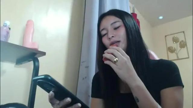 Image 6 of lovely_laura09 Stream on Chaturbate on 2 months ago