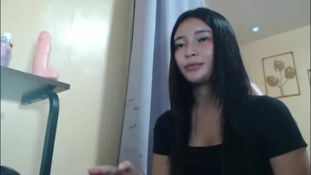 Image 8 of lovely_laura09 Stream on Chaturbate on 2 months ago