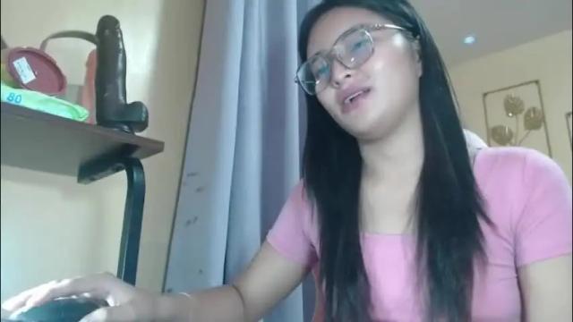 Image 12 of lovely_laura09 Stream on Chaturbate on 2 months ago