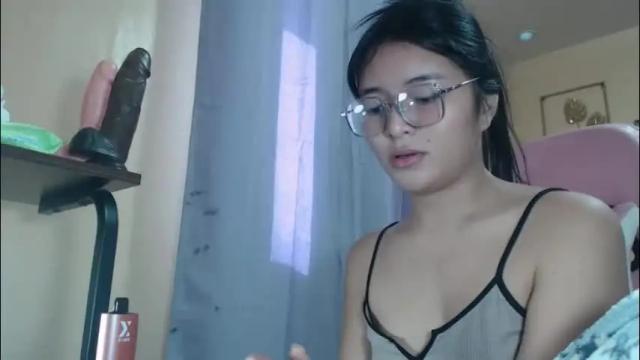 Image 11 of lovely_laura09 Stream on Chaturbate on 2 months ago