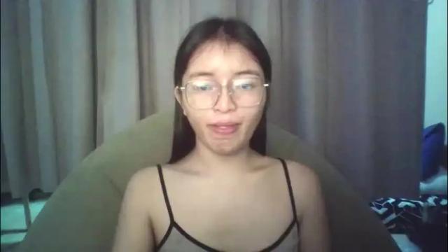 Image 10 of lovely_laura09 Stream on Chaturbate on 2 months ago