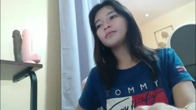 Image 12 of lovely_laura09 Stream on Chaturbate on 1 month ago