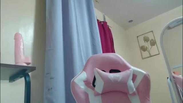 Image 8 of lovely_laura09 Stream on Chaturbate on 1 month ago