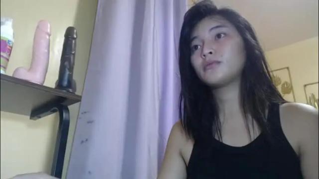 Image 3 of lovely_laura09 Stream on Chaturbate on 1 month ago