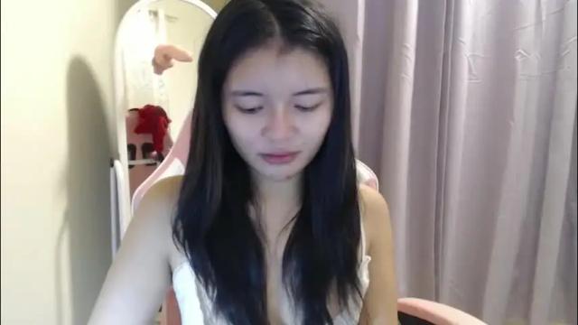 Image 4 of lovely_laura09 Stream on Chaturbate on 22 days ago