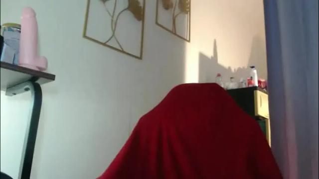 Image 2 of lovely_laura09 Stream on Chaturbate on 2 months ago