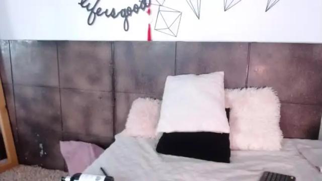 Thumbnail 1, lovely_secret's Stream at Chaturbate, 13 months ago