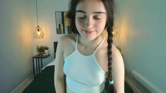 Image 11 of lovely_valeri Stream on Chaturbate on 25 months ago
