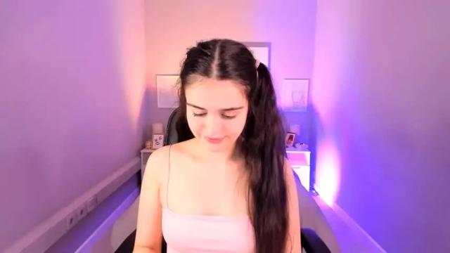 Image 10 of lovely_valeri Stream on Chaturbate on 25 months ago