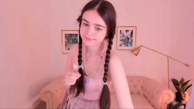 Image 2 of lovely_valeri Stream on Chaturbate on 25 months ago