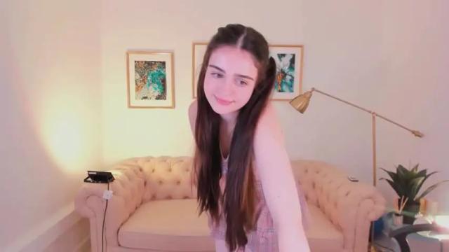 Image 7 of lovely_valeri Stream on Chaturbate on 24 months ago