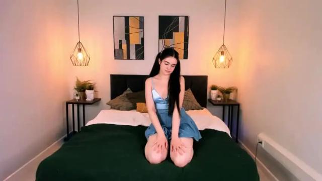 Image 12 of lovely_valeri Stream on Chaturbate on 24 months ago
